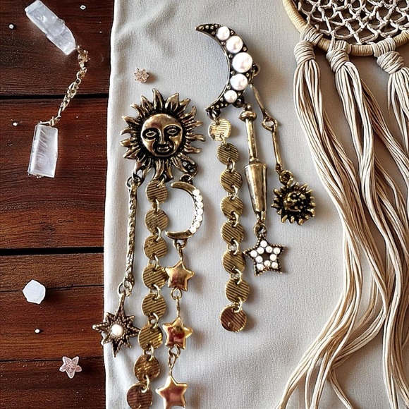 Boho Celestial Charm Earrings - Bronze and Faux Pearls Bohemian Boho Celestial - Picture 8 of 17